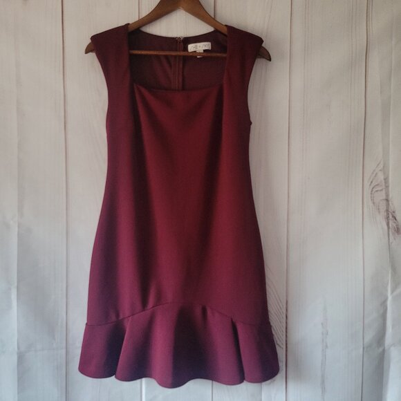 She + Sky Dresses & Skirts - She + Sky Midi Length Dress, Sleeveless, L, Maroon, Solid Color Business Casual